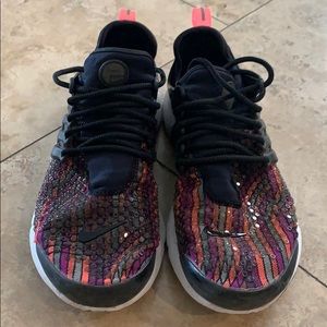 Nike Air Tennis Shoes